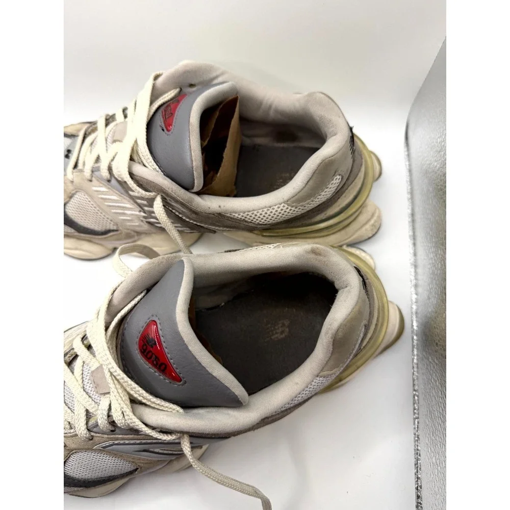 New Balance 9060 Unisex M10/W11.5 Shoes Rain Cloud‎ Castle Rock Lace Up Sneakers